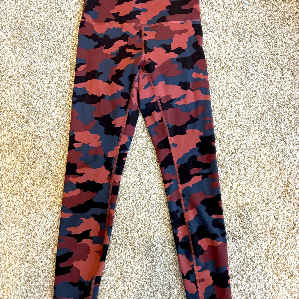 Women’s Camo Berry Trio Leggings